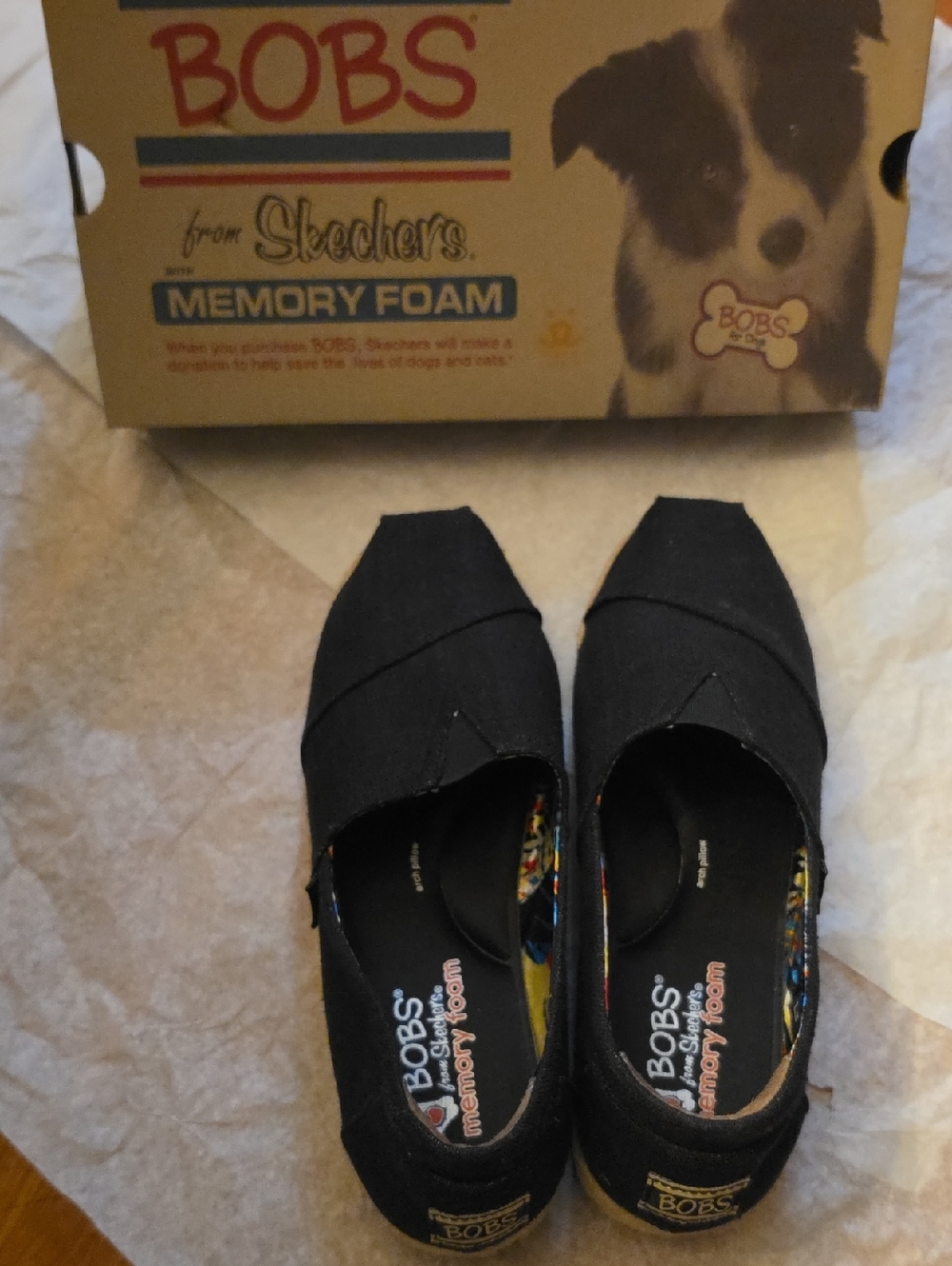 NWB Skechers BOBS Women's Black Slip-On Memory Foam Wedge Canvas Shoe Size 9